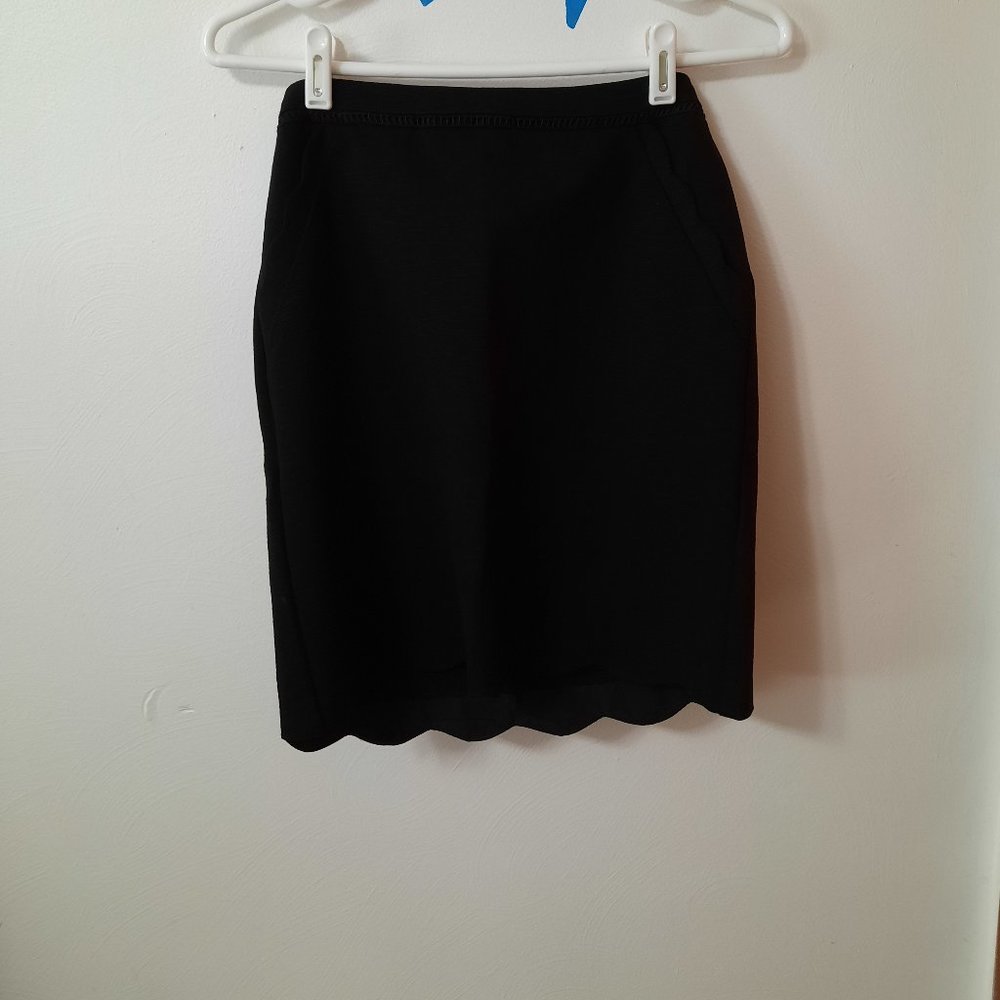 Berenice Scallop Hem Skirt